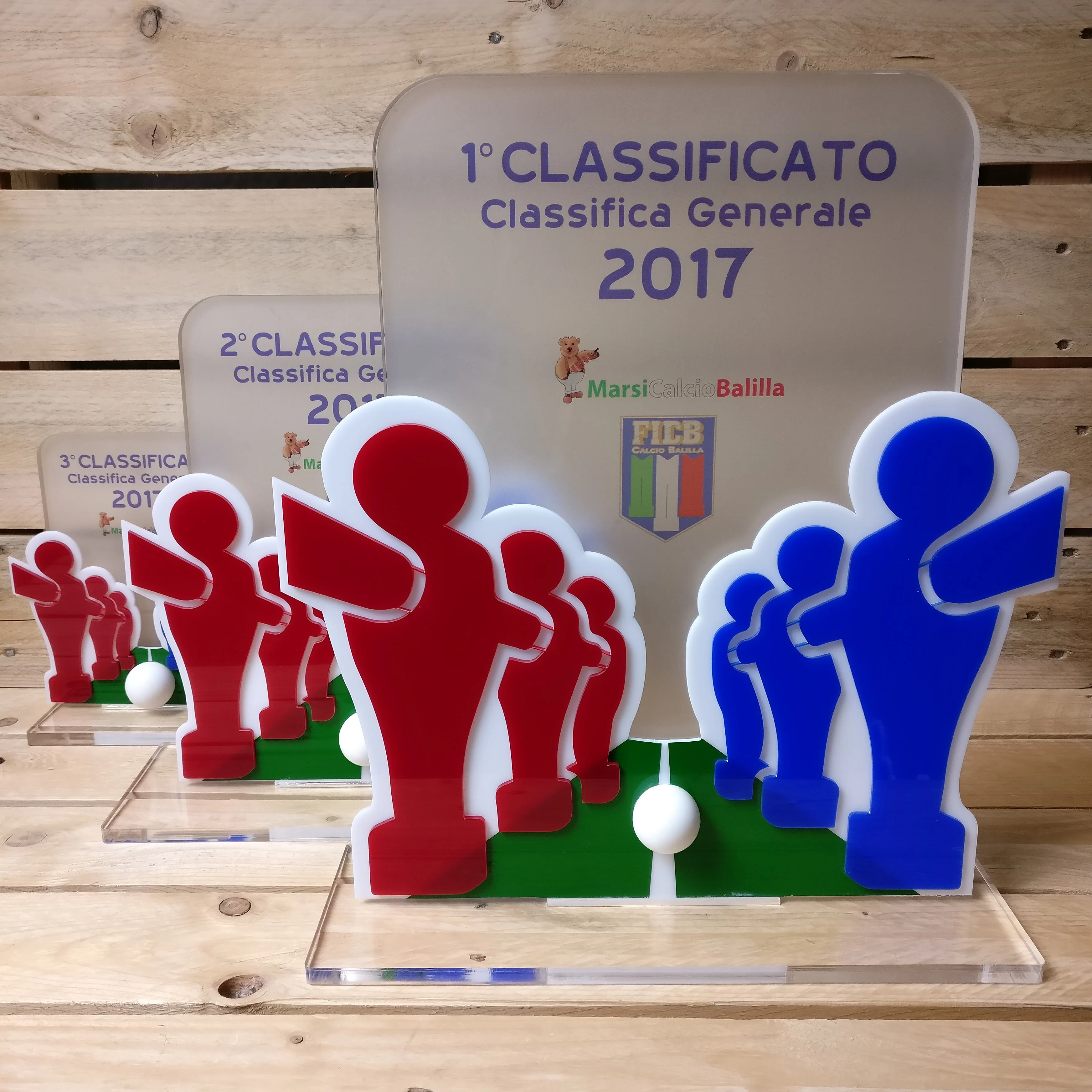trofei, personalizzazioni, plexiglass, incisioni, taglio laser